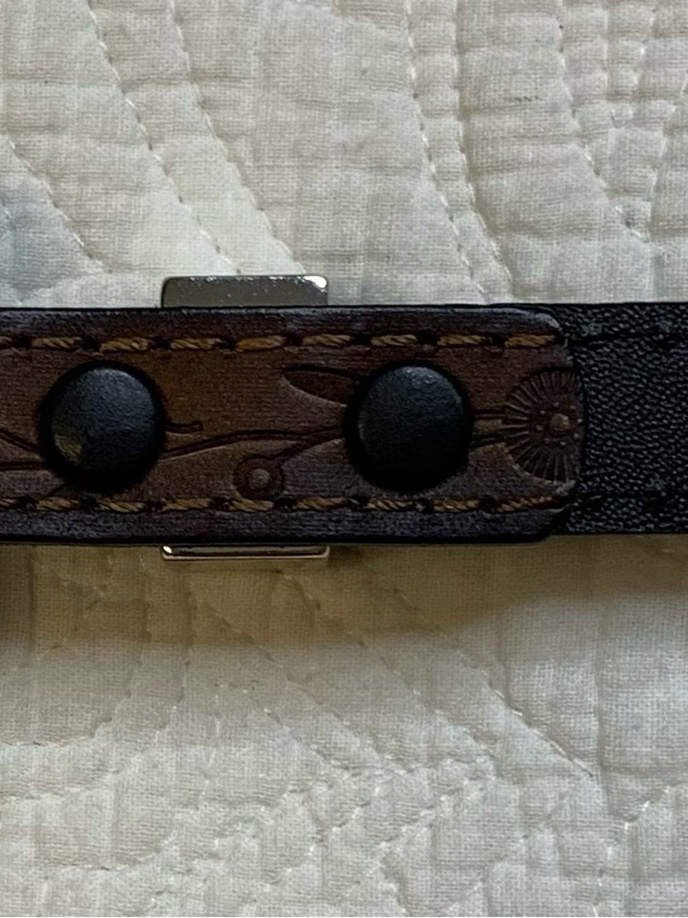 Vintage-Style Brown Leather Western Belt with Silver Buckle - Picture 7 of 12